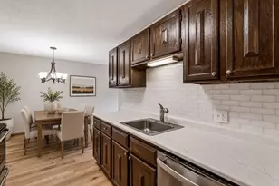 4009 Heritage Hills Dr, Bloomington, MN 55437 - Photo 1