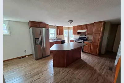 2325 Ironwood Avenue, Slayton, MN 56172 - Photo 4