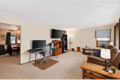 6516 Elm Street, North Branch, MN 55056 - Photo 2