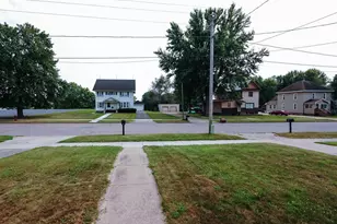 502 W Hudson, Mondovi, WI 54755 - Photo 40