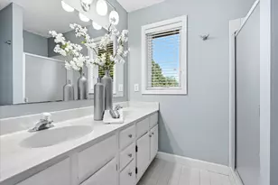 18997 Nature Ln, Eden Prairie, MN 55346 - Photo 44