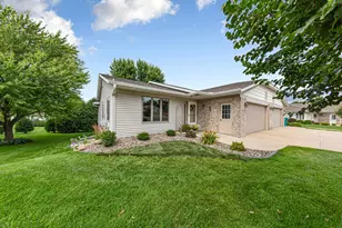170 Autumn Pl NE, Owatonna, MN 55060 - Photo 4