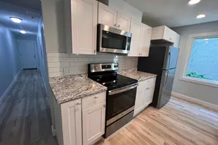 910 Oliver Ave N, Minneapolis, MN 55411 - Photo 6