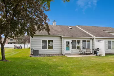 7578 Hinton Park Avenue S, Cottage Grove, MN 55016 - Photo 4