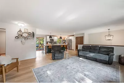 912 Shoreacres Drive, Fairmont, MN 56031 - Photo 10