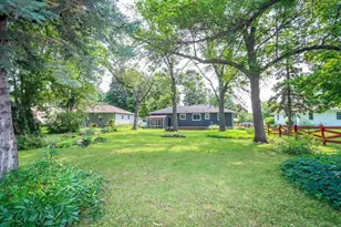 916 5th St SW, Waseca, MN 56093 - Photo 32