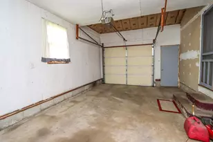 916 5th St SW, Waseca, MN 56093 - Photo 30