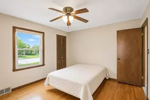 2102 E Oakland Ave, Austin, MN 55912 - Photo 16