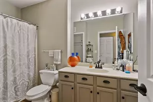 660 N 2nd St, Minneapolis, MN 55401 - Photo 16