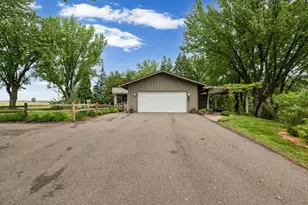 282 Croixview Dr S, Afton, MN 55001 - Photo 6