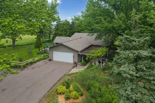 282 Croixview Dr S, Afton, MN 55001 - Photo 2