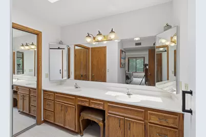 6100 Auto Club Road #305, Bloomington, MN 55438 - Photo 14