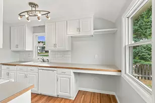 601 6th Ave S, Hopkins, MN 55343 - Photo 8