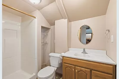 37 N Hill Street, Fountain City, WI 54629 - Photo 8