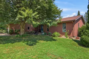1105 Rustic Ln, Wabasha, MN 55981 - Photo 2