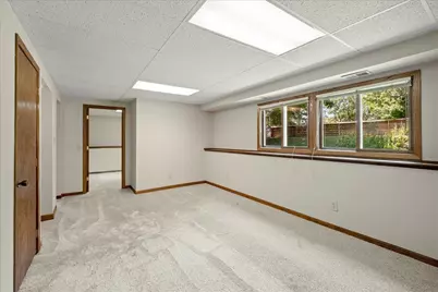 4725 Upland Lane N, Plymouth, MN 55446 - Photo 24