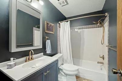4725 Upland Lane N, Plymouth, MN 55446 - Photo 22