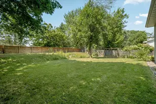 4725 Upland Ln N, Plymouth, MN 55446 - Photo 34