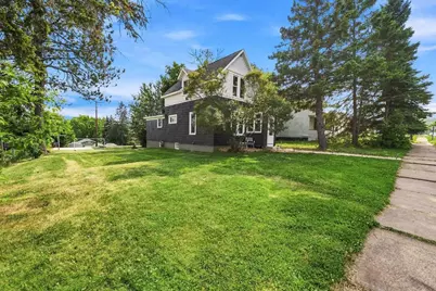 4506 Dodge Street, Duluth, MN 55804 - Photo 1