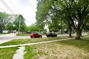 1011 College Street N, Fargo, ND 58102 - Photo 4