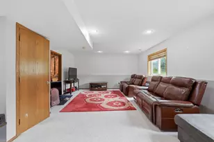 17373 Glencoe Ave, Lakeville, MN 55044 - Photo 8