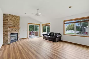 17373 Glencoe Ave, Lakeville, MN 55044 - Photo 6