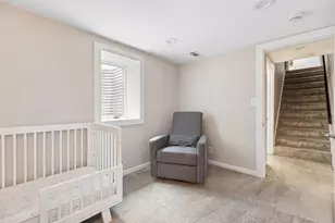 2513 Zenith Ave N, Golden Valley, MN 55422 - Photo 24