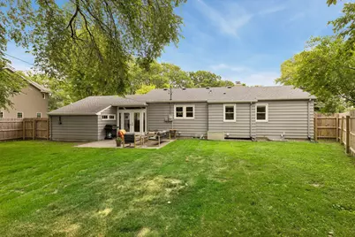 2513 Zenith Avenue N, Golden Valley, MN 55422 - Photo 30