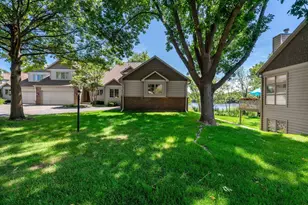 630 Sullivan Ln NE, Columbia Heights, MN 55421 - Photo 38