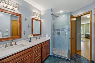 630 Sullivan Ln NE, Columbia Heights, MN 55421 - Photo 16