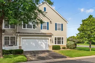 920 Princeton Ave, Shakopee, MN 55379 - Photo 2