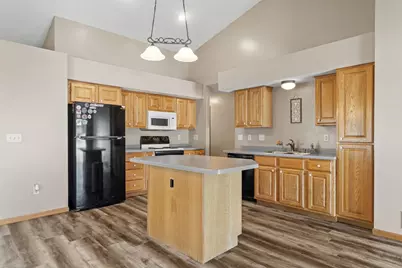 535 Meadows Drive, Hammond, WI 54015 - Photo 6