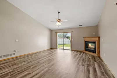 535 Meadows Drive, Hammond, WI 54015 - Photo 8