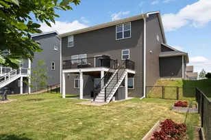 870 Spancil Hl Dr, Woodbury, MN 55129 - Photo 36