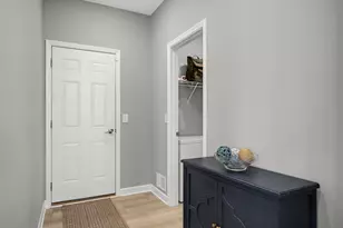 870 Spancil Hl Dr, Woodbury, MN 55129 - Photo 18