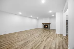 2415 Laurie Ct, Roseville, MN 55113 - Photo 48