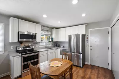 11102 Drake Street NW, Coon Rapids, MN 55433 - Photo 4