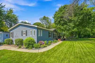 74 Riverside Terrace, Watertown, MN 55388 - Photo 2
