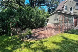 327 E Pearl St, Owatonna, MN 55060 - Photo 4
