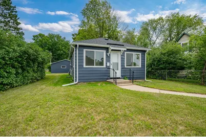 606 NW 7th Avenue, Grand Rapids, MN 55744 - Photo 4