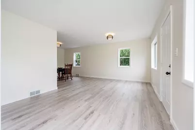 606 NW 7th Avenue, Grand Rapids, MN 55744 - Photo 10