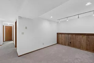 2818 26th St NW, Rochester, MN 55901 - Photo 28