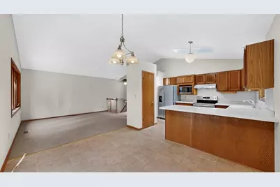 2818 26th Street NW, Rochester, MN 55901 - Photo 8