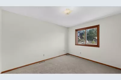 2818 26th Street NW, Rochester, MN 55901 - Photo 14
