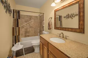 2281 Pond Ave E, Maplewood, MN 55119 - Photo 20