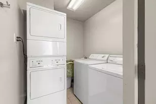 1225 Lasalle Ave, Minneapolis, MN 55403 - Photo 24