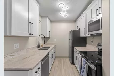 1225 Lasalle Avenue #1502, Minneapolis, MN 55403 - Photo 18