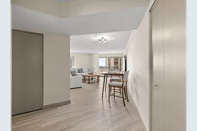 1225 Lasalle Avenue #1502, Minneapolis, MN 55403 - Photo 6