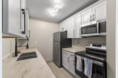 1225 Lasalle Avenue #1502, Minneapolis, MN 55403 - Photo 8