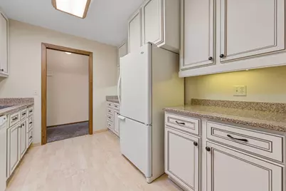 1000 Cannon Valley Drive E #124, Northfield, MN 55057 - Photo 6